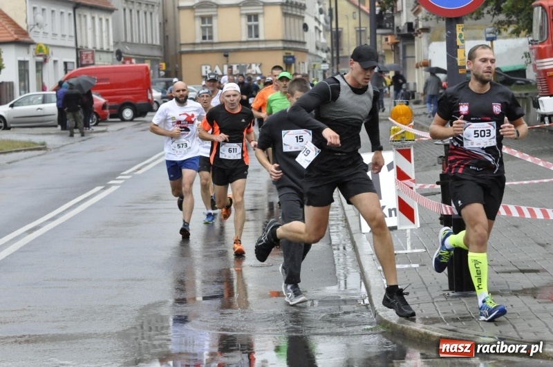 Zdjęcie w galerii na portalu naszraciborz.pl: Rafako Półmaraton na ulicach Raciborza FOTO i WIDEO wiadomości z regionu