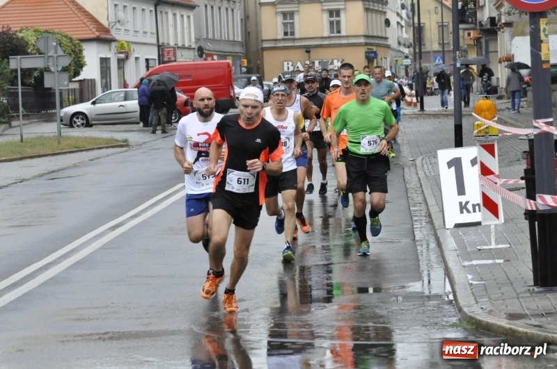 Zdjęcie w galerii na portalu naszraciborz.pl: Rafako Półmaraton na ulicach Raciborza FOTO i WIDEO wiadomości z regionu