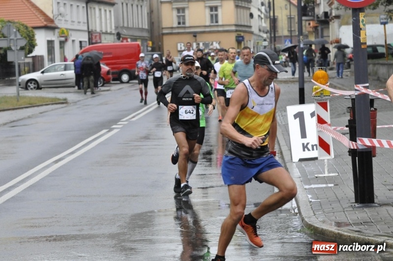 Zdjęcie w galerii na portalu naszraciborz.pl: Rafako Półmaraton na ulicach Raciborza FOTO i WIDEO wiadomości z regionu