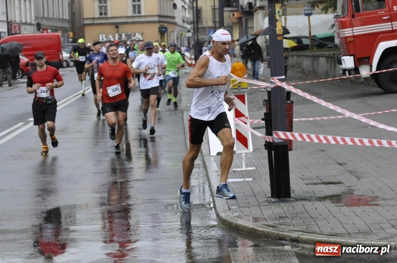 Zdjęcie w galerii na portalu naszraciborz.pl: Rafako Półmaraton na ulicach Raciborza FOTO i WIDEO wiadomości z regionu