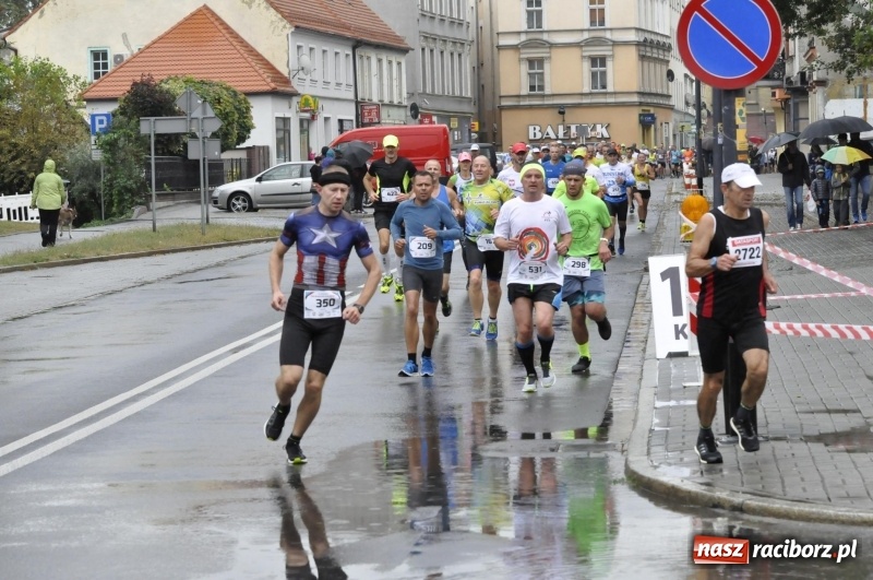 Zdjęcie w galerii na portalu naszraciborz.pl: Rafako Półmaraton na ulicach Raciborza FOTO i WIDEO wiadomości z regionu