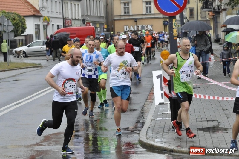 Zdjęcie w galerii na portalu naszraciborz.pl: Rafako Półmaraton na ulicach Raciborza FOTO i WIDEO wiadomości z regionu