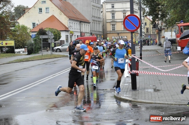 Zdjęcie w galerii na portalu naszraciborz.pl: Rafako Półmaraton na ulicach Raciborza FOTO i WIDEO wiadomości z regionu