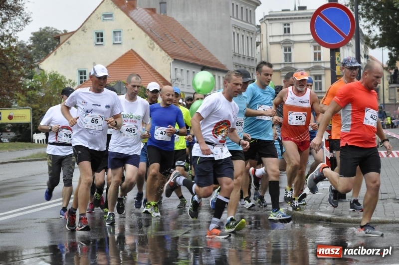 Zdjęcie w galerii na portalu naszraciborz.pl: Rafako Półmaraton na ulicach Raciborza FOTO i WIDEO wiadomości z regionu