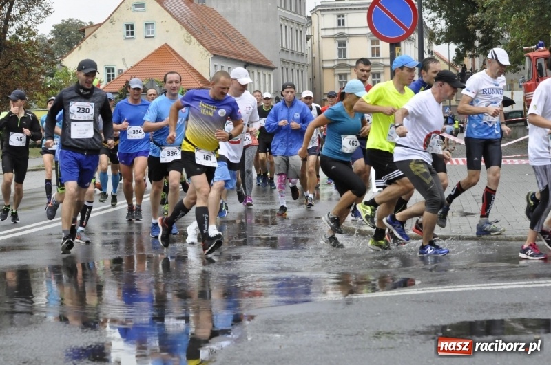 Zdjęcie w galerii na portalu naszraciborz.pl: Rafako Półmaraton na ulicach Raciborza FOTO i WIDEO wiadomości z regionu