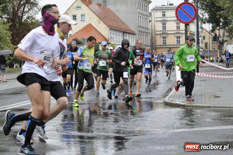 Zdjęcie w galerii na portalu naszraciborz.pl: Rafako Półmaraton na ulicach Raciborza FOTO i WIDEO wiadomości z regionu