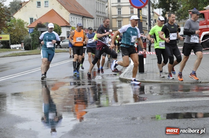 Zdjęcie w galerii na portalu naszraciborz.pl: Rafako Półmaraton na ulicach Raciborza FOTO i WIDEO wiadomości z regionu