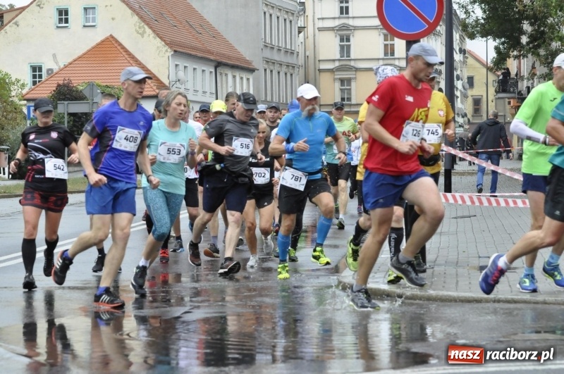 Zdjęcie w galerii na portalu naszraciborz.pl: Rafako Półmaraton na ulicach Raciborza FOTO i WIDEO wiadomości z regionu