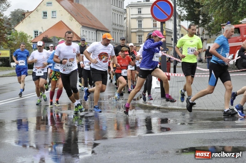Zdjęcie w galerii na portalu naszraciborz.pl: Rafako Półmaraton na ulicach Raciborza FOTO i WIDEO wiadomości z regionu