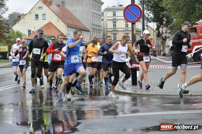 Zdjęcie w galerii na portalu naszraciborz.pl: Rafako Półmaraton na ulicach Raciborza FOTO i WIDEO wiadomości z regionu