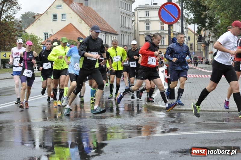 Zdjęcie w galerii na portalu naszraciborz.pl: Rafako Półmaraton na ulicach Raciborza FOTO i WIDEO wiadomości z regionu