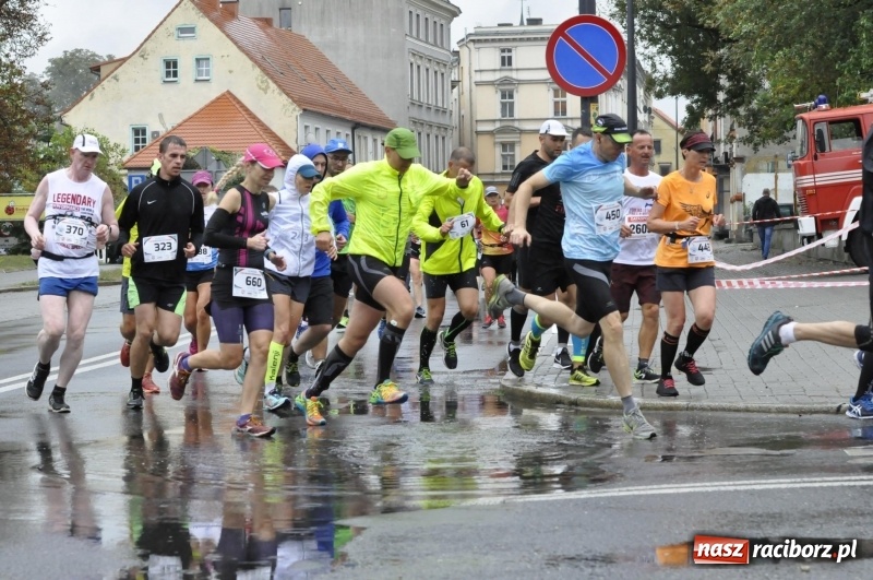 Zdjęcie w galerii na portalu naszraciborz.pl: Rafako Półmaraton na ulicach Raciborza FOTO i WIDEO wiadomości z regionu