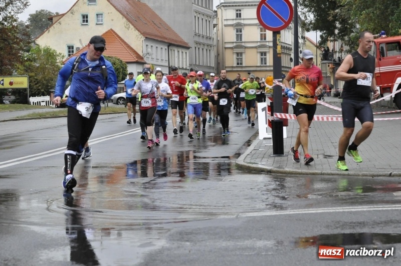 Zdjęcie w galerii na portalu naszraciborz.pl: Rafako Półmaraton na ulicach Raciborza FOTO i WIDEO wiadomości z regionu