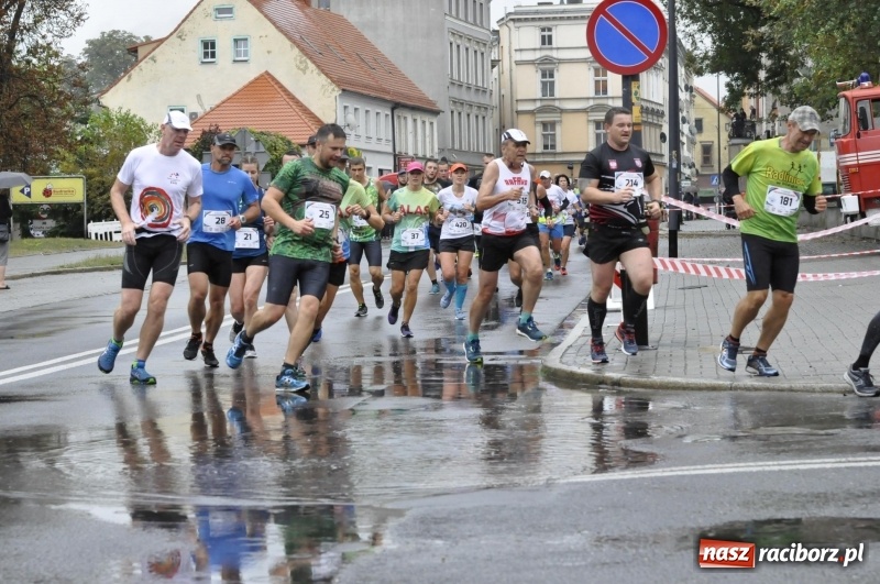 Zdjęcie w galerii na portalu naszraciborz.pl: Rafako Półmaraton na ulicach Raciborza FOTO i WIDEO wiadomości z regionu