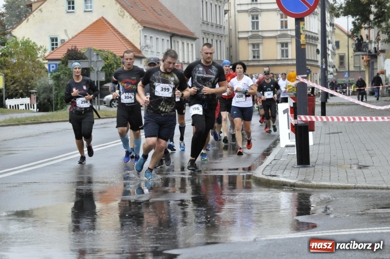 Zdjęcie w galerii na portalu naszraciborz.pl: Rafako Półmaraton na ulicach Raciborza FOTO i WIDEO wiadomości z regionu