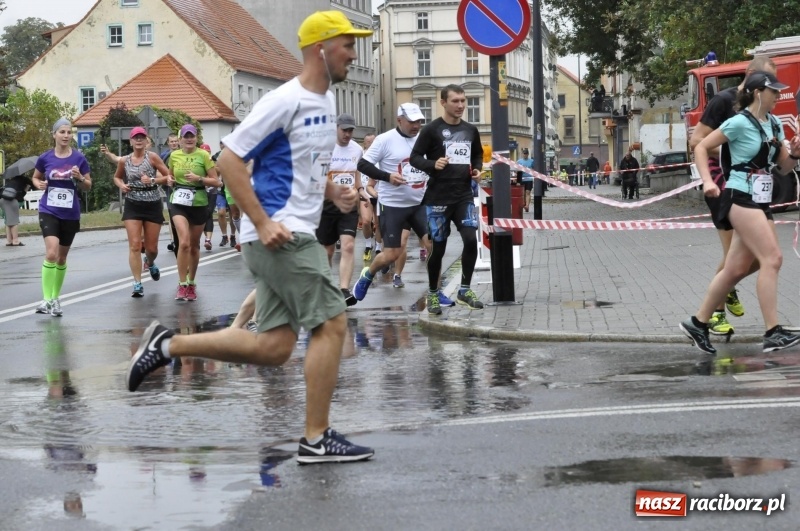 Zdjęcie w galerii na portalu naszraciborz.pl: Rafako Półmaraton na ulicach Raciborza FOTO i WIDEO wiadomości z regionu
