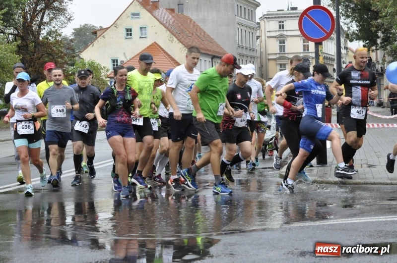 Zdjęcie w galerii na portalu naszraciborz.pl: Rafako Półmaraton na ulicach Raciborza FOTO i WIDEO wiadomości z regionu