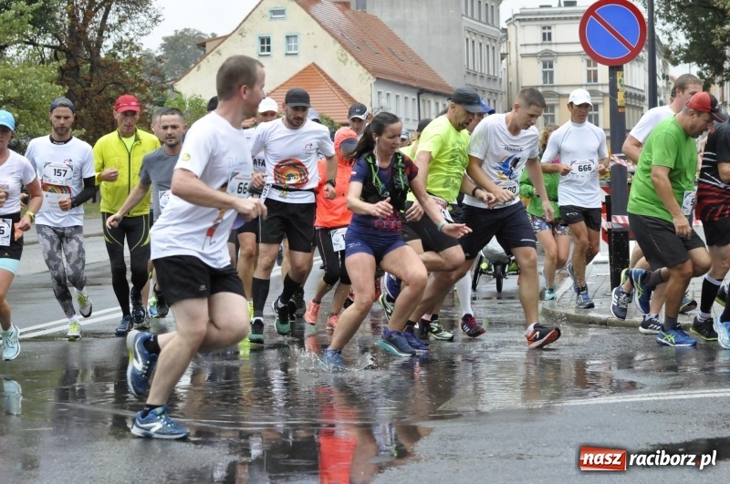 Zdjęcie w galerii na portalu naszraciborz.pl: Rafako Półmaraton na ulicach Raciborza FOTO i WIDEO wiadomości z regionu