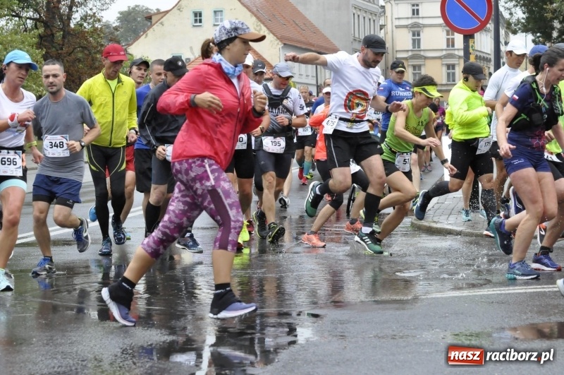 Zdjęcie w galerii na portalu naszraciborz.pl: Rafako Półmaraton na ulicach Raciborza FOTO i WIDEO wiadomości z regionu