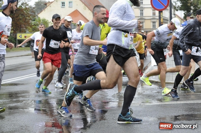 Zdjęcie w galerii na portalu naszraciborz.pl: Rafako Półmaraton na ulicach Raciborza FOTO i WIDEO wiadomości z regionu