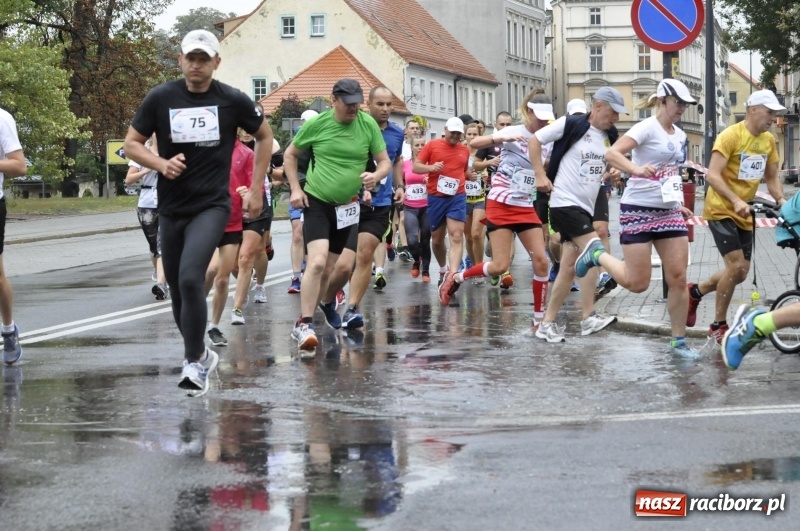 Zdjęcie w galerii na portalu naszraciborz.pl: Rafako Półmaraton na ulicach Raciborza FOTO i WIDEO wiadomości z regionu