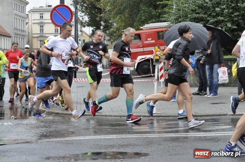 Zdjęcie w galerii na portalu naszraciborz.pl: Rafako Półmaraton na ulicach Raciborza FOTO i WIDEO wiadomości z regionu
