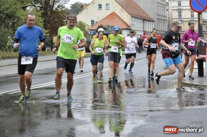 Zdjęcie w galerii na portalu naszraciborz.pl: Rafako Półmaraton na ulicach Raciborza FOTO i WIDEO wiadomości z regionu