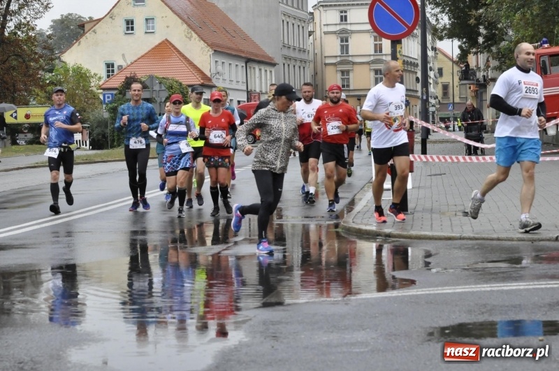Zdjęcie w galerii na portalu naszraciborz.pl: Rafako Półmaraton na ulicach Raciborza FOTO i WIDEO wiadomości z regionu