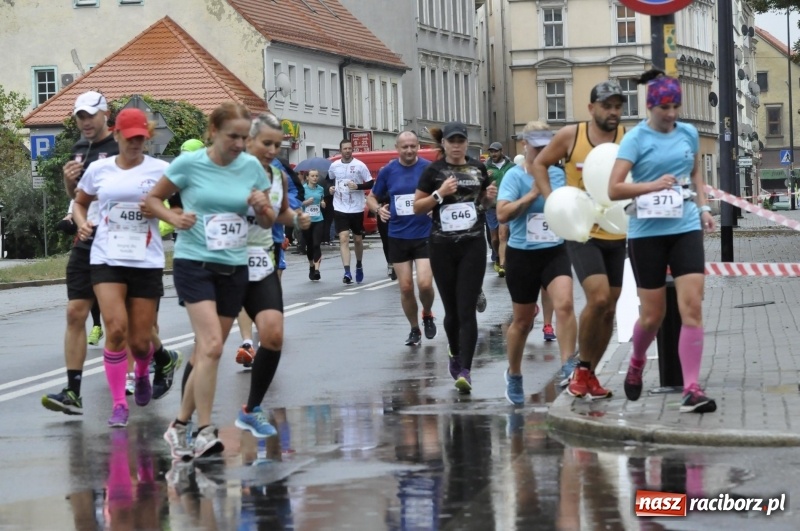Zdjęcie w galerii na portalu naszraciborz.pl: Rafako Półmaraton na ulicach Raciborza FOTO i WIDEO wiadomości z regionu
