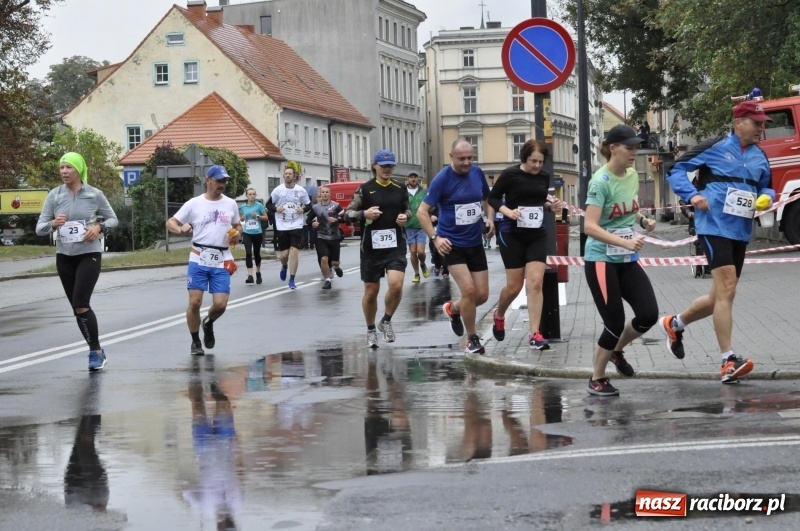 Zdjęcie w galerii na portalu naszraciborz.pl: Rafako Półmaraton na ulicach Raciborza FOTO i WIDEO wiadomości z regionu