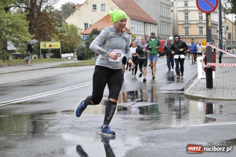 Zdjęcie w galerii na portalu naszraciborz.pl: Rafako Półmaraton na ulicach Raciborza FOTO i WIDEO wiadomości z regionu