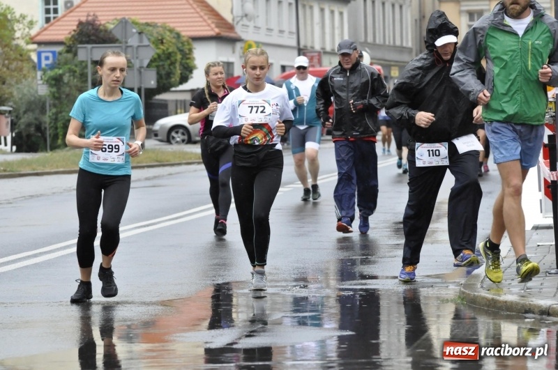 Zdjęcie w galerii na portalu naszraciborz.pl: Rafako Półmaraton na ulicach Raciborza FOTO i WIDEO wiadomości z regionu