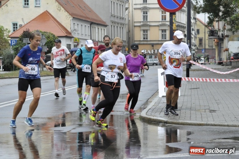 Zdjęcie w galerii na portalu naszraciborz.pl: Rafako Półmaraton na ulicach Raciborza FOTO i WIDEO wiadomości z regionu