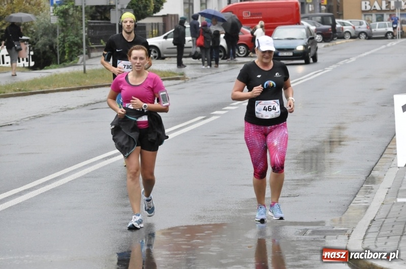Zdjęcie w galerii na portalu naszraciborz.pl: Rafako Półmaraton na ulicach Raciborza FOTO i WIDEO wiadomości z regionu