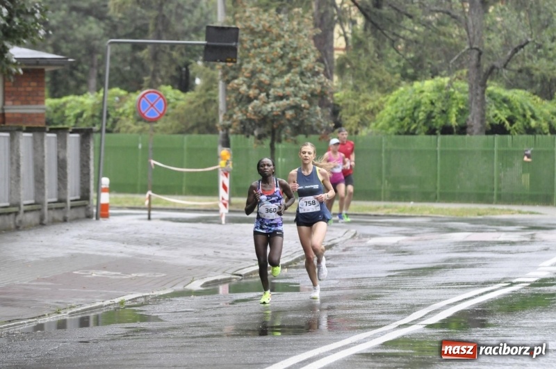 Zdjęcie w galerii na portalu naszraciborz.pl: Rafako Półmaraton na ulicach Raciborza FOTO i WIDEO wiadomości z regionu