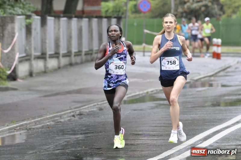 Zdjęcie w galerii na portalu naszraciborz.pl: Rafako Półmaraton na ulicach Raciborza FOTO i WIDEO wiadomości z regionu