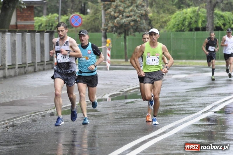 Zdjęcie w galerii na portalu naszraciborz.pl: Rafako Półmaraton na ulicach Raciborza FOTO i WIDEO wiadomości z regionu