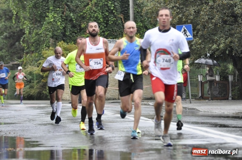 Zdjęcie w galerii na portalu naszraciborz.pl: Rafako Półmaraton na ulicach Raciborza FOTO i WIDEO wiadomości z regionu