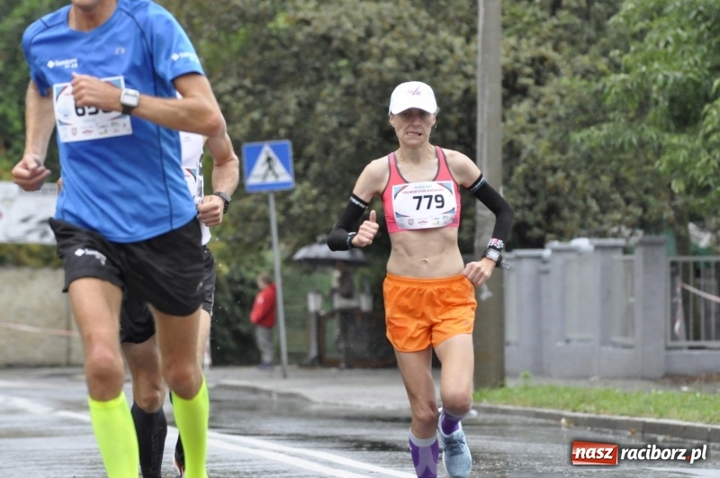 Zdjęcie w galerii na portalu naszraciborz.pl: Rafako Półmaraton na ulicach Raciborza FOTO i WIDEO wiadomości z regionu