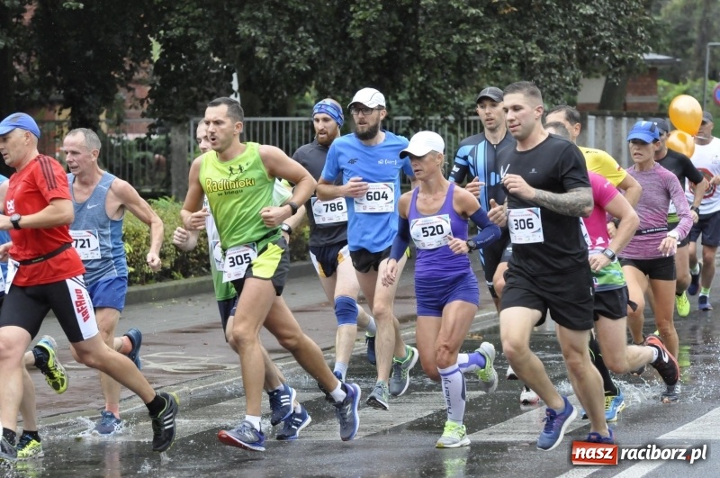 Zdjęcie w galerii na portalu naszraciborz.pl: Rafako Półmaraton na ulicach Raciborza FOTO i WIDEO wiadomości z regionu