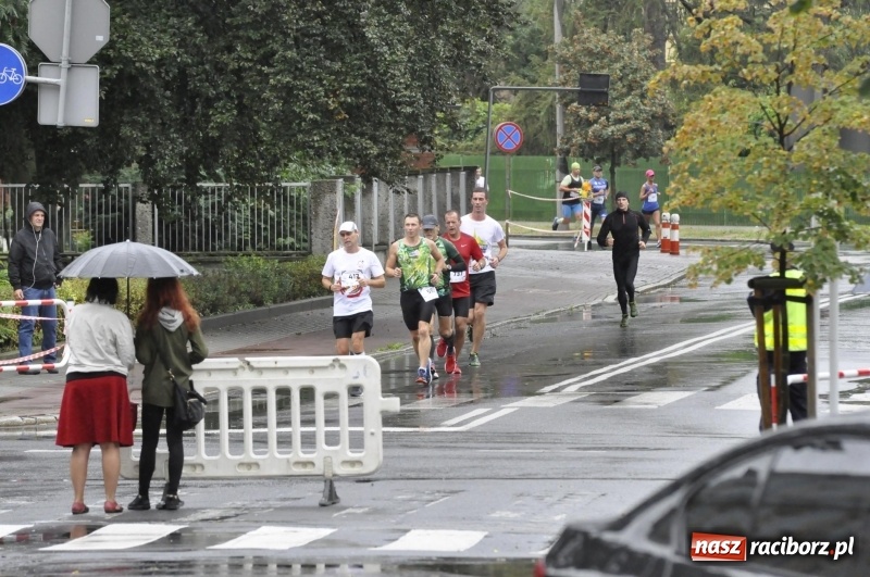 Zdjęcie w galerii na portalu naszraciborz.pl: Rafako Półmaraton na ulicach Raciborza FOTO i WIDEO wiadomości z regionu