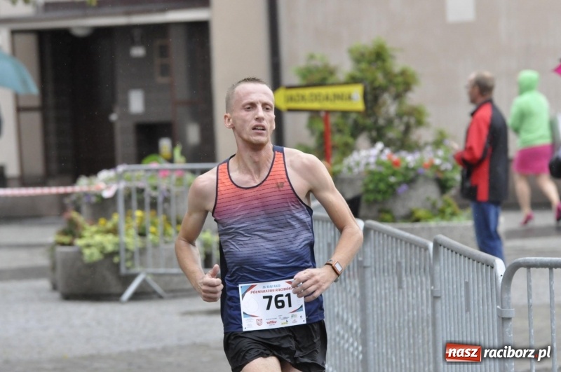 Zdjęcie w galerii na portalu naszraciborz.pl: Rafako Półmaraton na ulicach Raciborza FOTO i WIDEO wiadomości z regionu