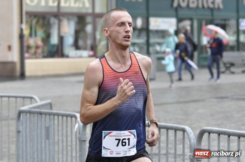 Zdjęcie w galerii na portalu naszraciborz.pl: Rafako Półmaraton na ulicach Raciborza FOTO i WIDEO wiadomości z regionu