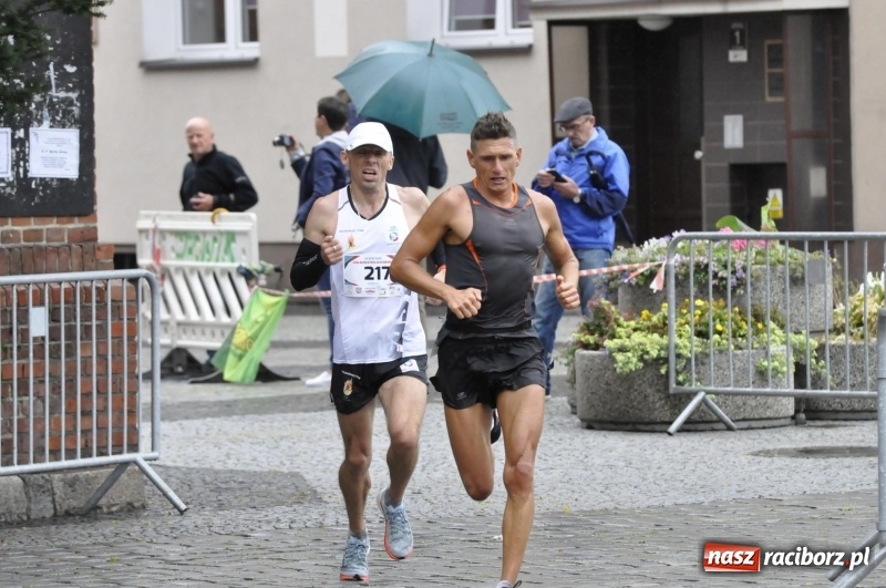 Zdjęcie w galerii na portalu naszraciborz.pl: Rafako Półmaraton na ulicach Raciborza FOTO i WIDEO wiadomości z regionu