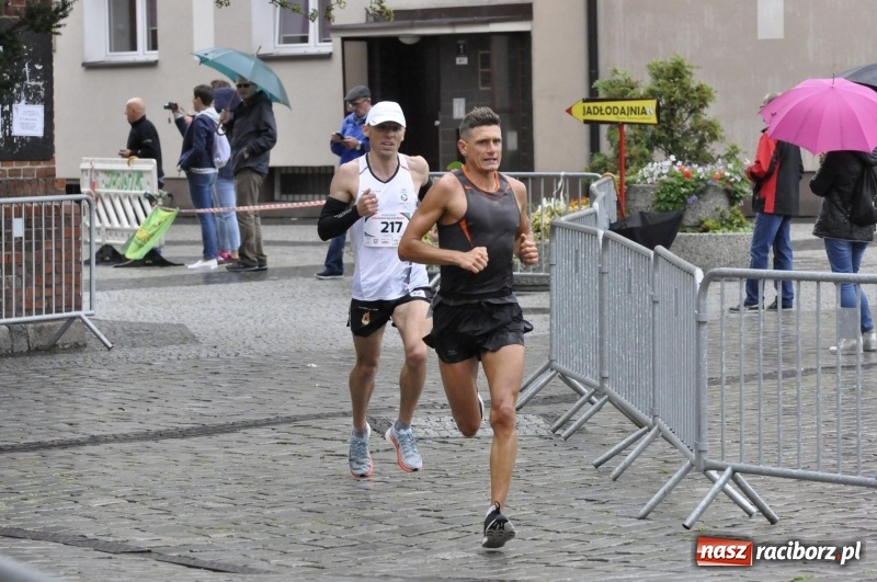 Zdjęcie w galerii na portalu naszraciborz.pl: Rafako Półmaraton na ulicach Raciborza FOTO i WIDEO wiadomości z regionu