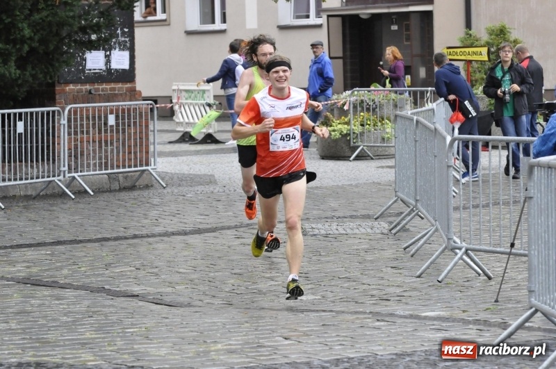 Zdjęcie w galerii na portalu naszraciborz.pl: Rafako Półmaraton na ulicach Raciborza FOTO i WIDEO wiadomości z regionu