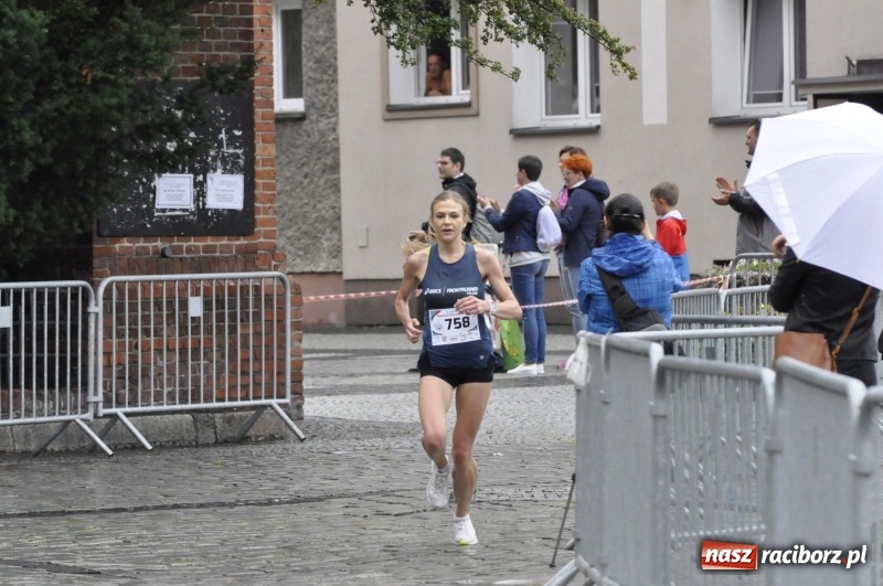Zdjęcie w galerii na portalu naszraciborz.pl: Rafako Półmaraton na ulicach Raciborza FOTO i WIDEO wiadomości z regionu
