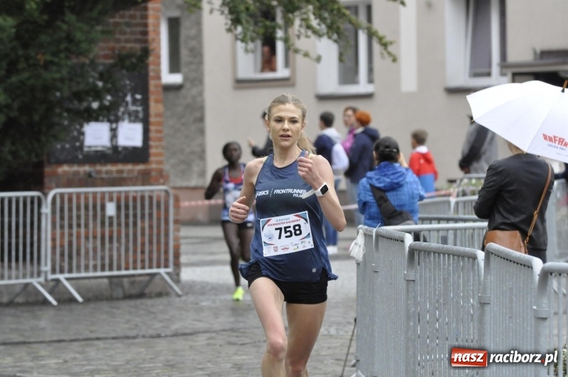 Zdjęcie w galerii na portalu naszraciborz.pl: Rafako Półmaraton na ulicach Raciborza FOTO i WIDEO wiadomości z regionu