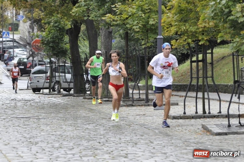 Zdjęcie w galerii na portalu naszraciborz.pl: Rafako Półmaraton na ulicach Raciborza FOTO i WIDEO wiadomości z regionu