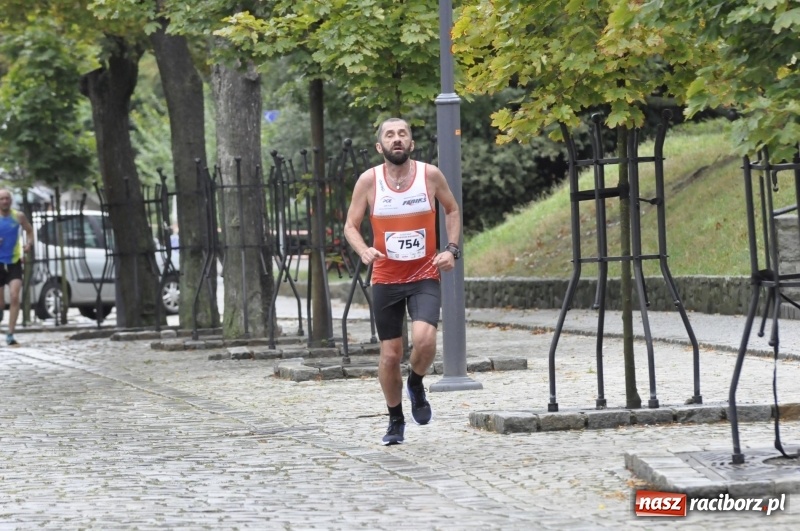 Zdjęcie w galerii na portalu naszraciborz.pl: Rafako Półmaraton na ulicach Raciborza FOTO i WIDEO wiadomości z regionu